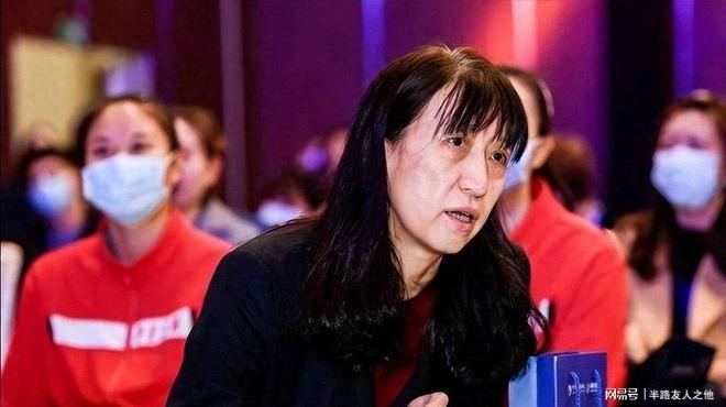 郑钦文称被陶森逆转是因高温无法专注，回应战资格赛表示不丢人