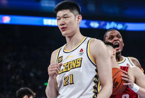 李镇全:逆境中才能检验成色,优秀球员必须具备强大的内心