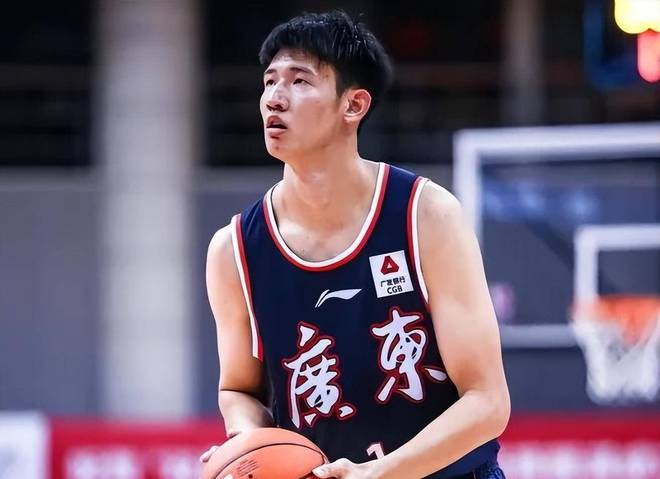 名记:凯尔特人视与布朗重修于好为可行情况
