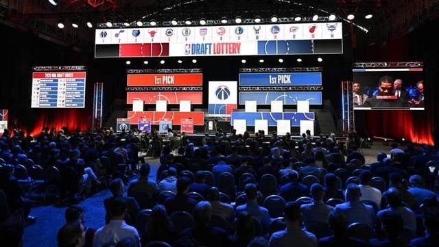 ESPN:字母哥明确不会与至少四支有意得到他的球队续约