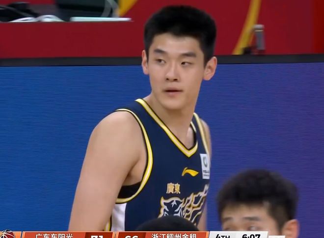 老詹争夺战继续!掘金加入马刺退出 高管:去丹佛搭档那人就对了
