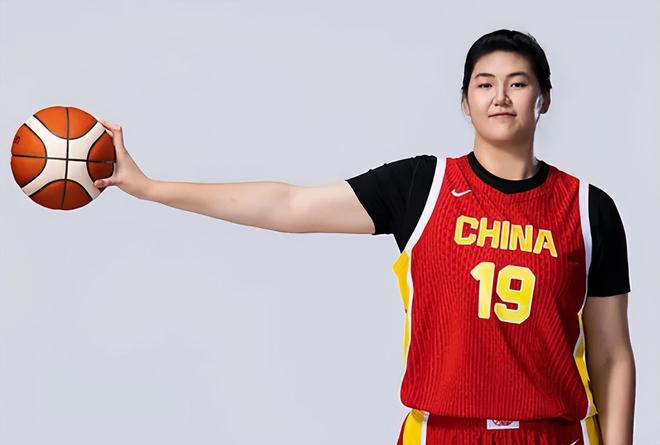 CBA最新消息!胡金秋确定留队,广东宏远签约明星前锋