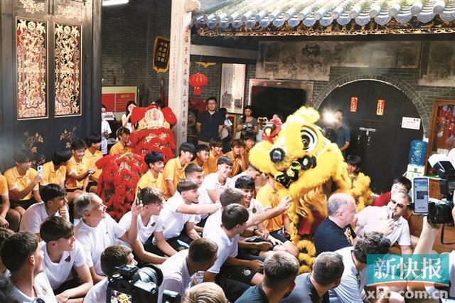 一夜3大消息!勇士再签1人,伦纳德交易暂停,詹姆斯下家呼之欲出