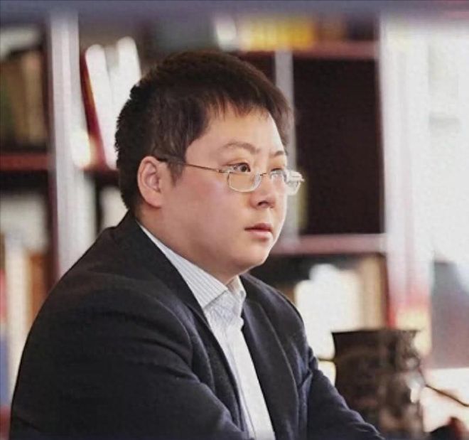 广东宏远大洗牌!6人确定离队,徐昕去留已定,小陈总受质疑,休赛期一无所获!